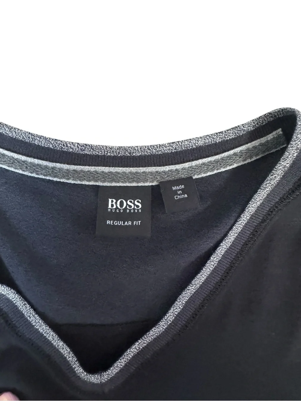 BOSS Hugo Boss V-Neck Long Sleeve Knit Shirt XL Black Gray Quiet Luxury O54